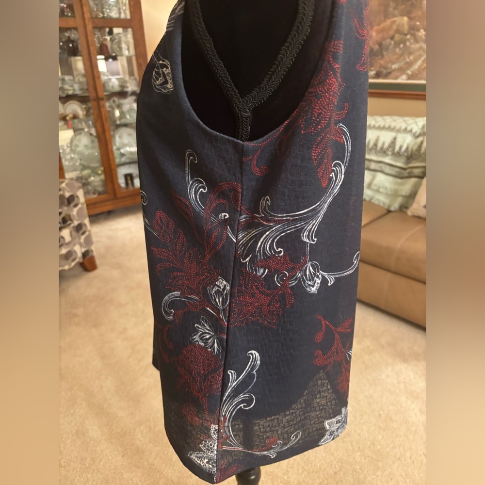 Christopher & Banks Floral Lined Sleeveless Top M - Picture 4 of 8